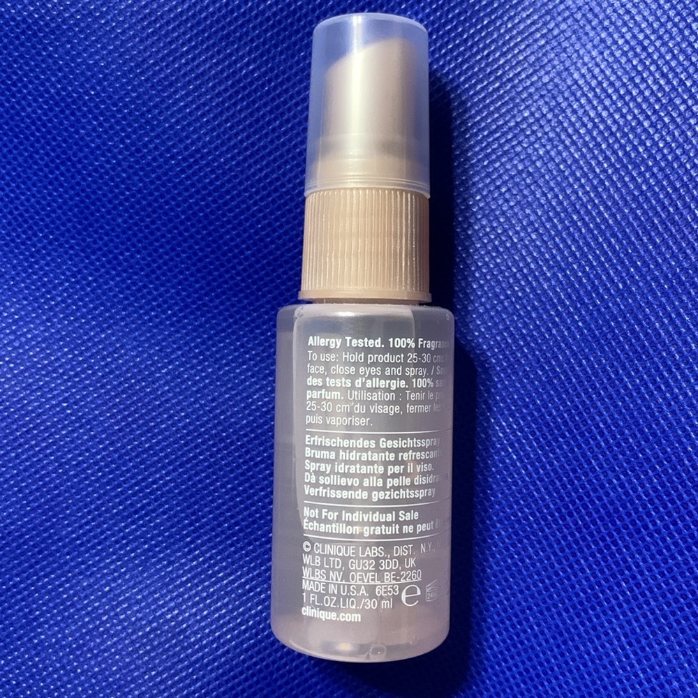 CLINIQUE FACE SPRAY. Moisture Thirsty Skin Relief NEW. 1 fl. oz./30 ml. - Picture 2 of 2